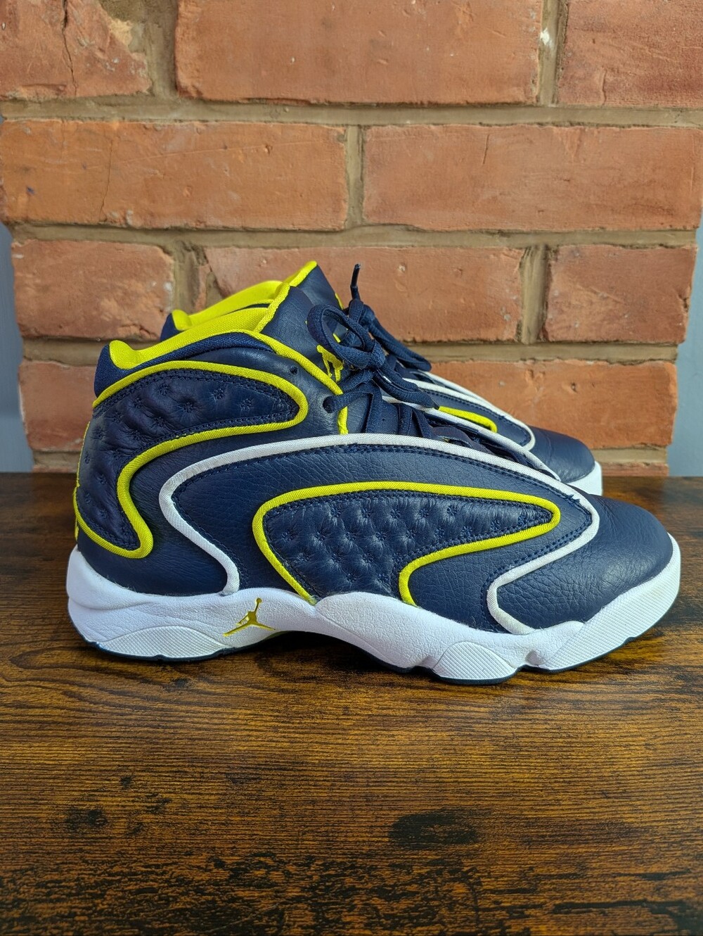2022 Nike Air Jordan OG 'College Navy/Venom Green' Sneakers Women's Size 8 US